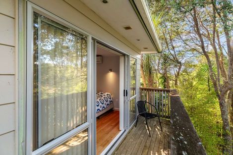 Photo of property in 19 Stallard Place, Glen Eden, Auckland, 0602