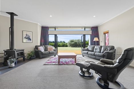 Photo of property in 79 Polson Hill Drive, Aokautere, Palmerston North, 4471
