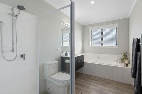 Photo of property in 16 Reserve Lane, Brightwater, 7022