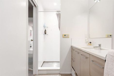 Photo of property in 106 Cannon Hill Crescent, Mount Pleasant, Christchurch, 8081