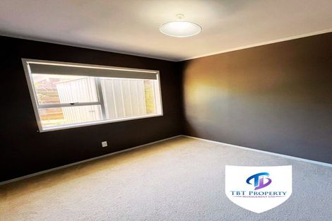 Photo of property in 9a Levaut Place, Half Moon Bay, Auckland, 2012