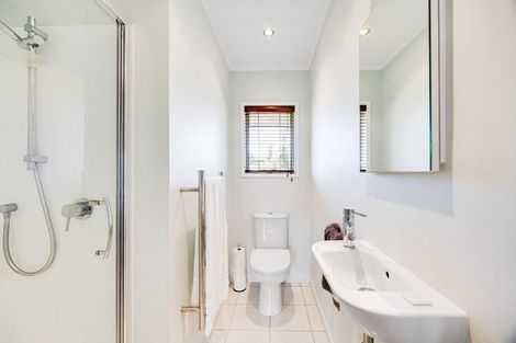 Photo of property in 27 Redwing Street, Browns Bay, Auckland, 0630