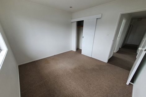 Photo of property in 12 Lipton Grove, Opaheke, Papakura, 2113