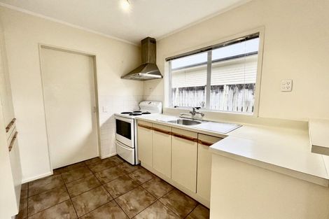 Photo of property in 1/169 Whites Line East, Waiwhetu, Lower Hutt, 5010