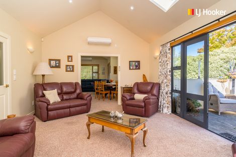 Photo of property in 55 Mornington Road, Balaclava, Dunedin, 9011