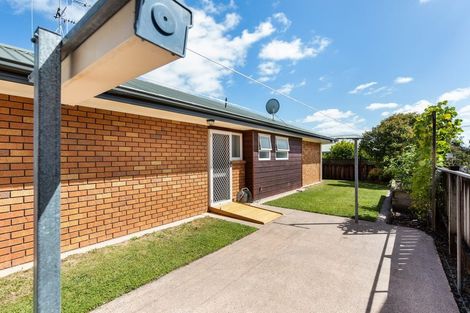 Photo of property in 98 Shakespeare Street, Leamington, Cambridge, 3432