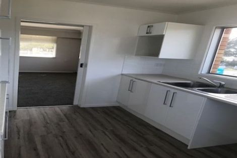 Photo of property in 58 Moana Avenue, One Tree Hill, Auckland, 1061