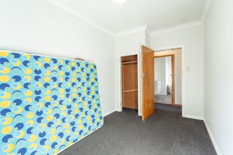 Photo of property in 2 Gloucester Street, Takaro, Palmerston North, 4412