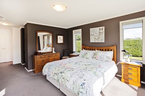 Photo of property in 74 Kirkbride Street, Wallacetown, 9816