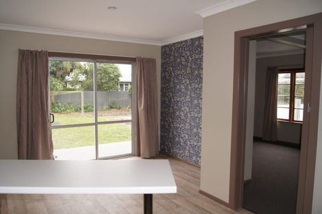 Photo of property in 247 Weston Road, Mairehau, Christchurch, 8052