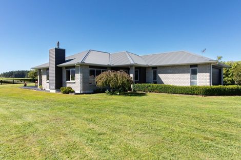 Photo of property in 11 Adelaide Road, Dannevirke, 4978