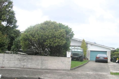 Photo of property in 8 Clematis Grove, Maungaraki, Lower Hutt, 5010