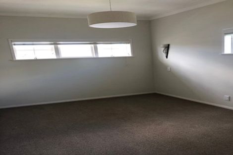 Photo of property in 12 Dowling Place, Pakuranga, Auckland, 2010