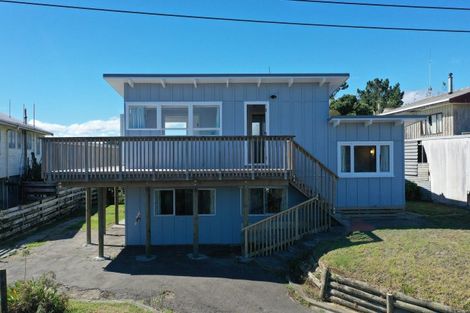 Photo of property in 7 Muritai Terrace, Hokio Beach, Levin, 5571