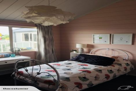 Photo of property in 130 Cannon Hill Crescent, Mount Pleasant, Christchurch, 8081