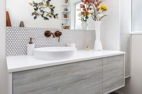 Photo of property in 99 Roberta Drive, Somerfield, Christchurch, 8024