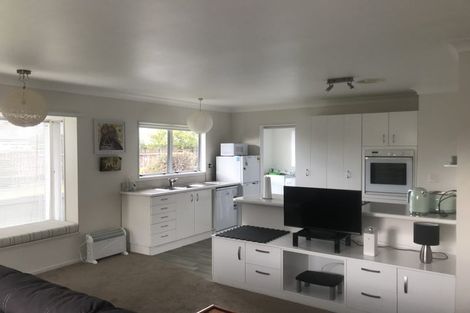 Photo of property in 1/28 Rewarewa Road, Te Atatu Peninsula, Auckland, 0610