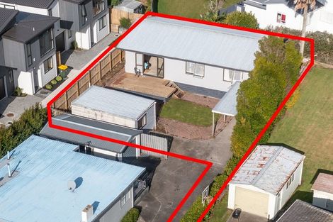 Photo of property in 1/19 Montgomery Avenue, Belmont, Auckland, 0622