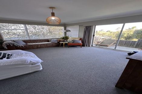 Photo of property in 52 Juniper Road, Sunnynook, Auckland, 0620