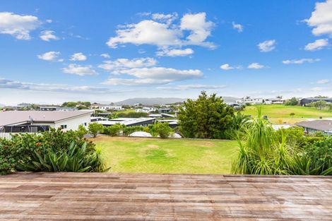 Photo of property in 48b Driftwood Place, Mangawhai Heads, Mangawhai, 0505