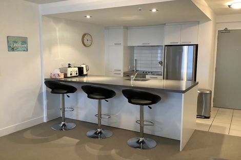 Photo of property in The Capital, 14/370 Oriental Parade, Oriental Bay, Wellington, 6011