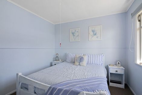 Photo of property in 4 Lagoon Street, Torrent Bay, Takaka, 7183