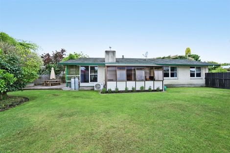 Photo of property in 10 Carl Avenue, Havelock North, 4130