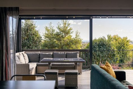 Photo of property in 7 Greenvale Place, Welcome Bay, Tauranga, 3112