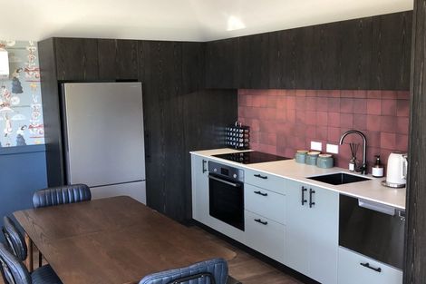 Photo of property in 8a Hawkhurst Road, Lyttelton, 8082
