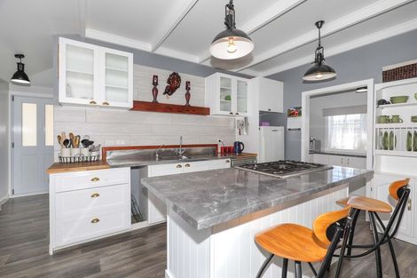 Photo of property in 5 Seddon Street, Te Aroha, 3320