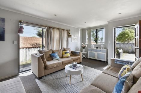 Photo of property in 9 Nykki Place, Papakura, 2110