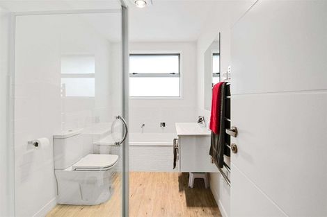 Photo of property in 120 The Boulevard, Papamoa Beach, Papamoa, 3118