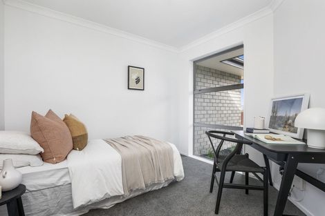 Photo of property in 18 Farleigh Close, Huntington, Hamilton, 3210