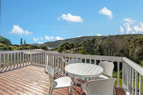 Photo of property in 27 Rawhiti Road, Pukerua Bay, Porirua, 5026