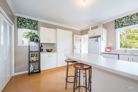 Photo of property in 27 Trafalgar Street, Waiwhetu, Lower Hutt, 5010