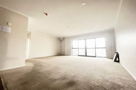 Photo of property in 22a/132 Stancombe Road, Flat Bush, Auckland, 2016