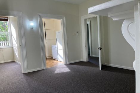 Photo of property in 2/25 Clifton Terrace, Kelburn, Wellington, 6012