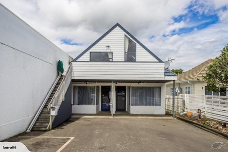 Photo of property in 66 Beauchamp Street, Tawa, Wellington, 5028
