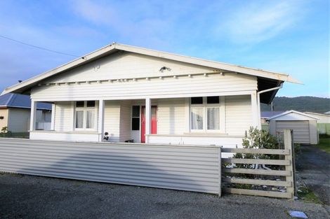 Photo of property in 49 Blake Street, Blaketown, Greymouth, 7805