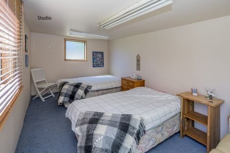 Photo of property in 30 Simcox Street, Otaki Beach, Otaki, 5512