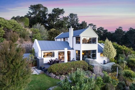 Photo of property in 170a Moncks Spur Road, Mount Pleasant, Christchurch, 8081
