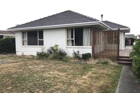 Photo of property in 15 Rosella Street, Broomfield, Christchurch, 8042