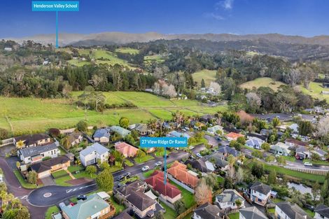Photo of property in 27 View Ridge Drive, Ranui, Auckland, 0612