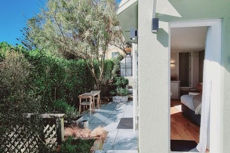 Photo of property in 13 Thane Road, Roseneath, Wellington, 6011