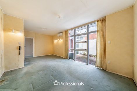 Photo of property in 4 Stormont Place, Kingston, Wellington, 6021