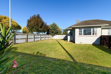 Photo of property in 660 Featherston Street, Roslyn, Palmerston North, 4414