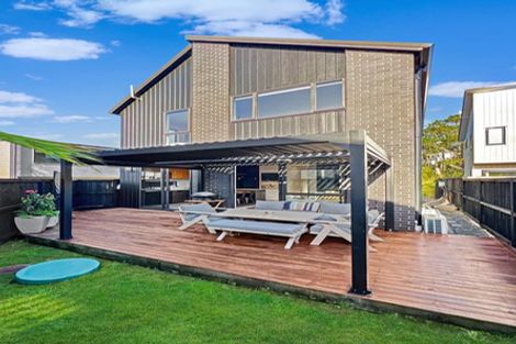 Photo of property in 19 Konoba Avenue, Kumeu, 0810