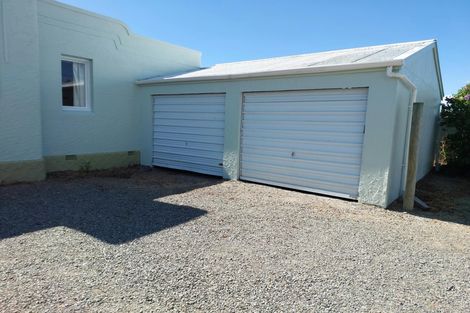 Photo of property in 53 Rhodes Street, Waimate, 7924