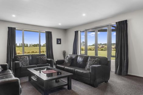 Photo of property in 61 Loburn Whiterock Road, Loburn, Rangiora, 7472