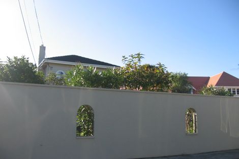 Photo of property in 25 Marina Grove, Hutt Central, Lower Hutt, 5010